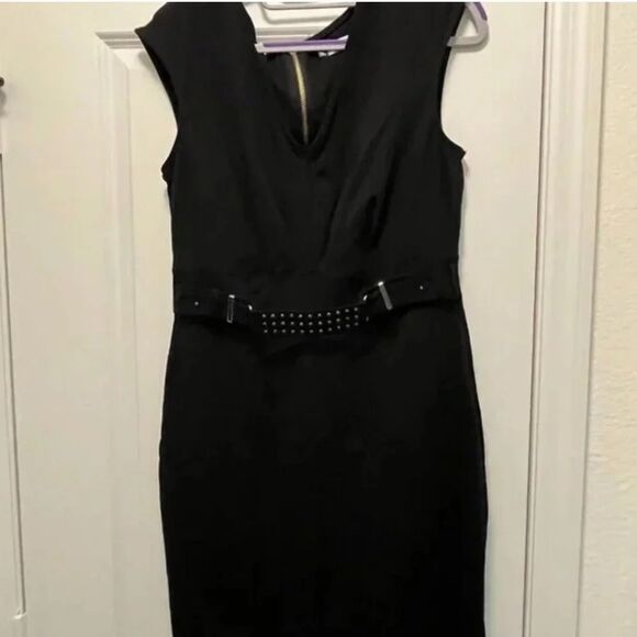 Jennifer Lopez Black Sheath Dress - Size 10 - EUC - Picture 3 of 9